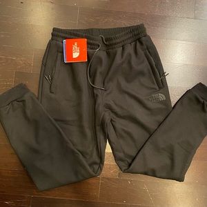 NWT The North Face fleece jogger/sweatpants